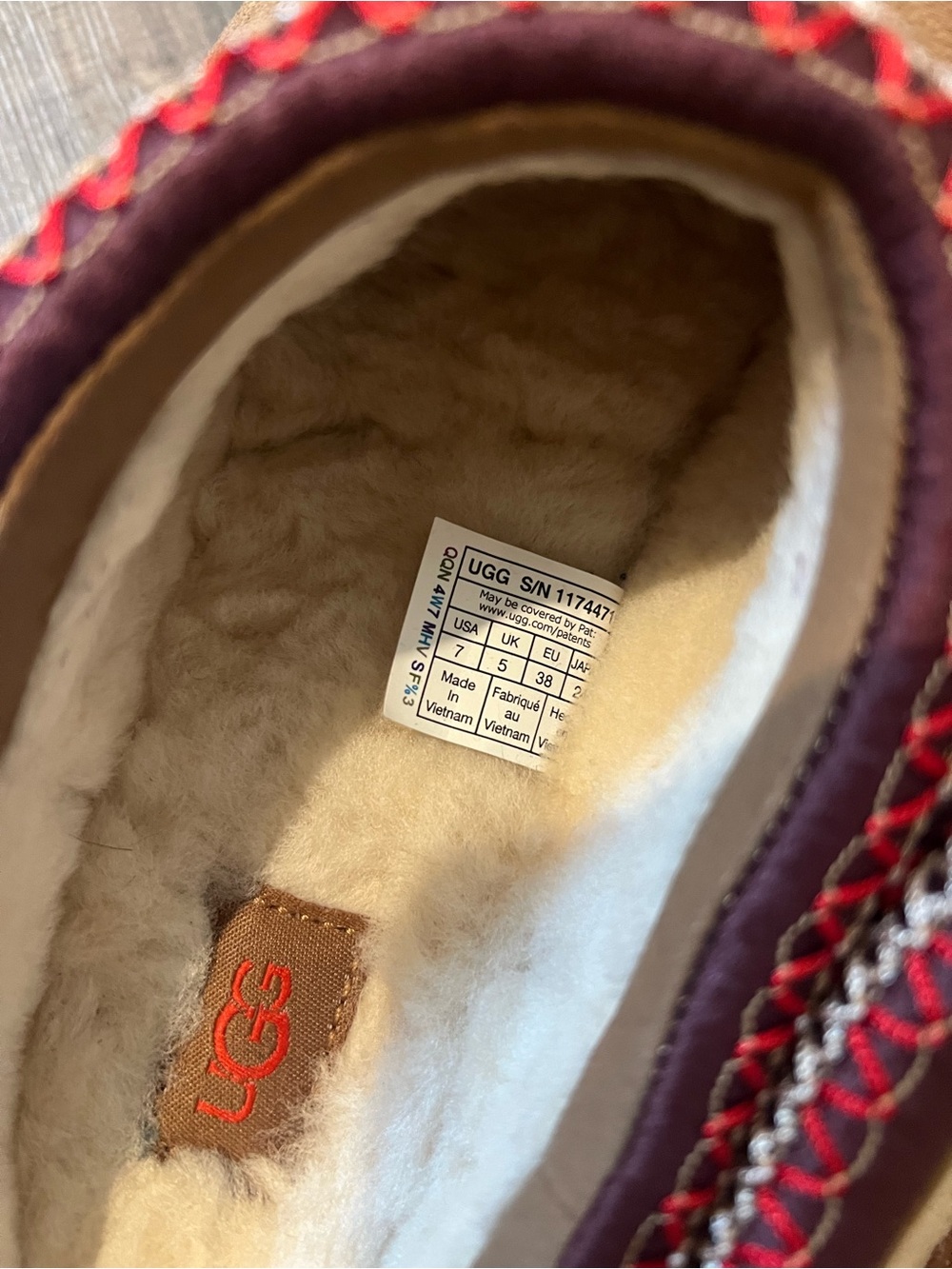 UGG Tasman II Clog Mules with Red Trim - Picture 4 of 9